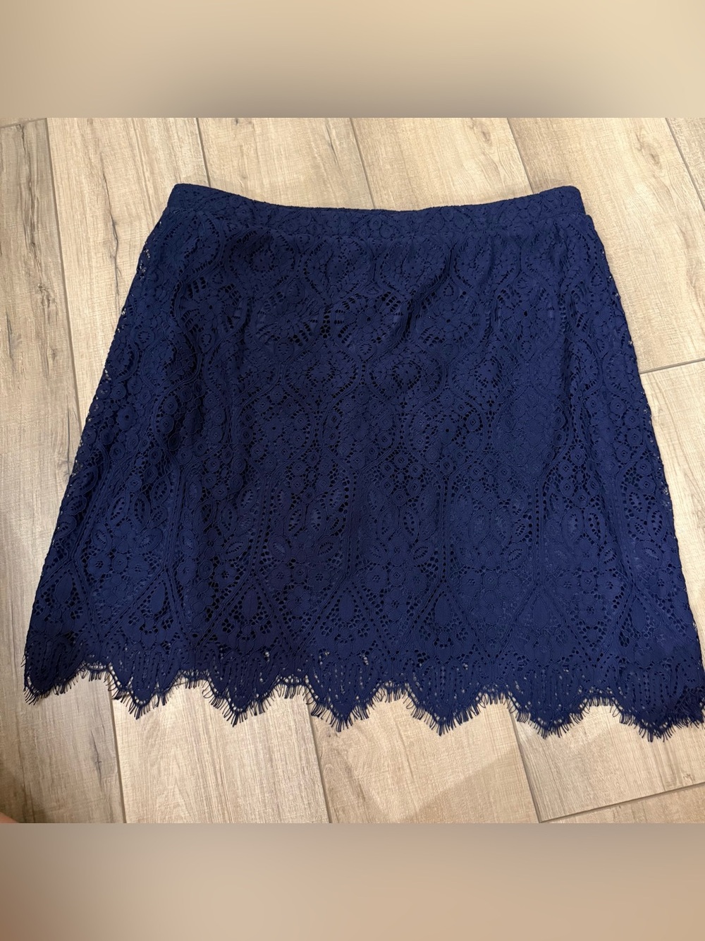 Isaac Mizrahi live! Navy Lace Skirt - Classic Feminine Style with built shorts